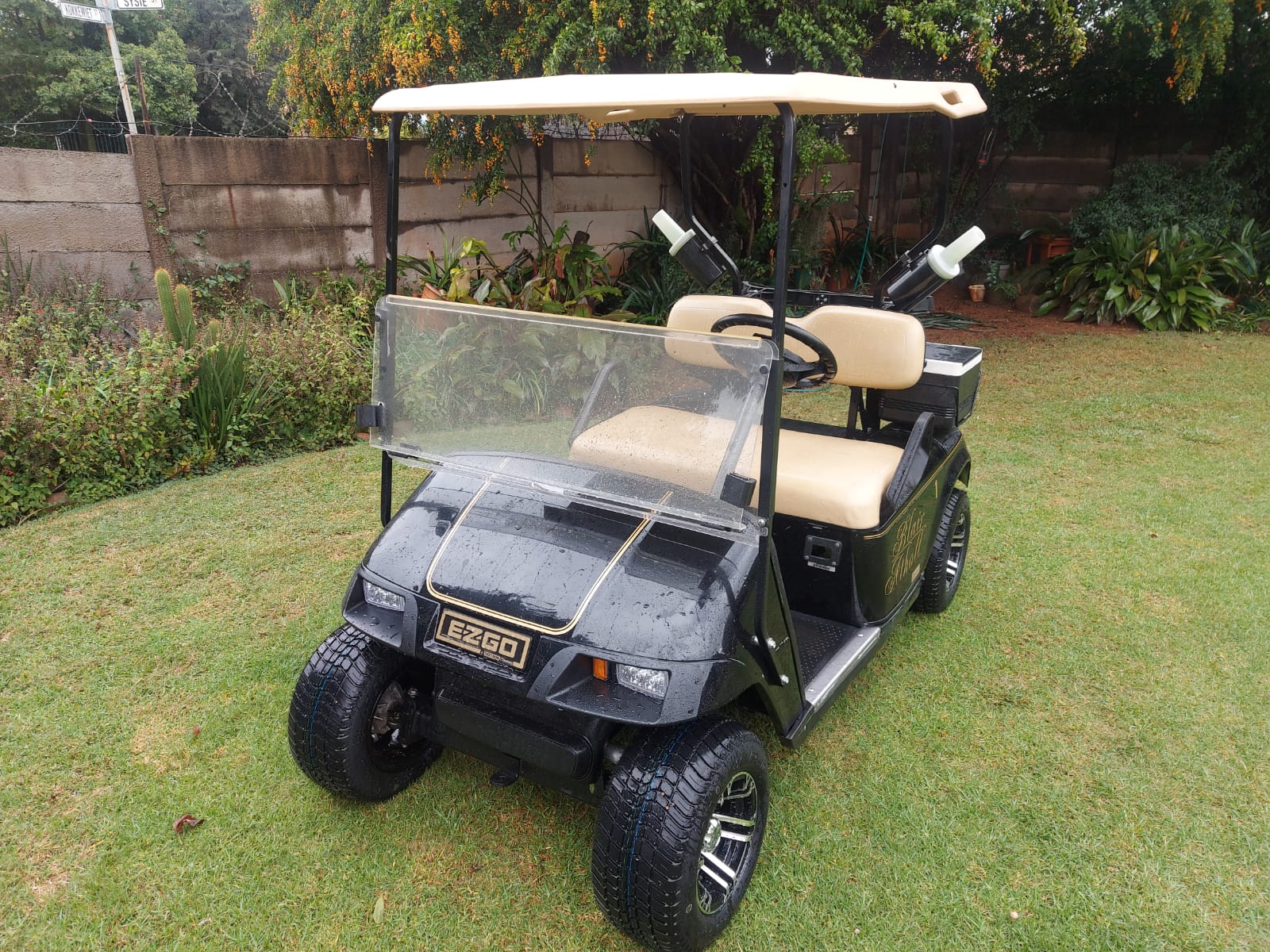 Ezgo TXT Fit LED lights and Replace Wheels & Tyres from 8 to 10 Inch Mag Wheels Ezgo TXT Fit LED lights and Replace Wheels & Tyres from 8 to 10 Inch Mag Wheels